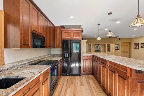 4854 Linden Trail N Lake Elmo MN 55042