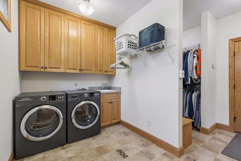 4854 Linden Trail N Lake Elmo MN 55042