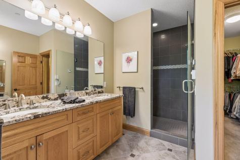 4854 Linden Trail N Lake Elmo MN 55042