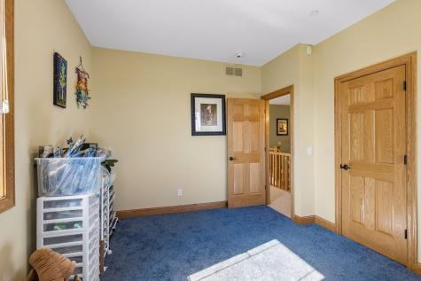 4854 Linden Trail N Lake Elmo MN 55042