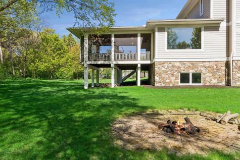 4854 Linden Trail N Lake Elmo MN 55042