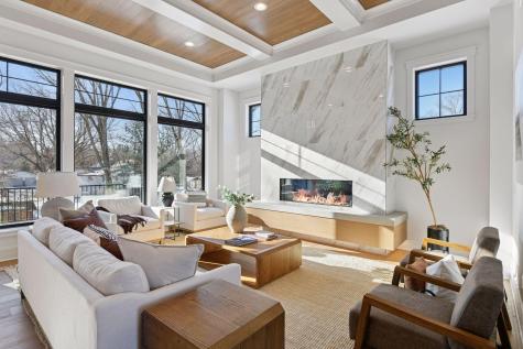 12803 Woodhaven Place Minnetonka MN 55305