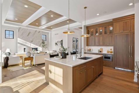 12803 Woodhaven Place Minnetonka MN 55305
