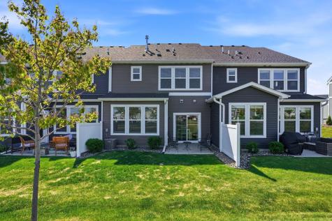 9648 4th Street N Lake Elmo MN 55042