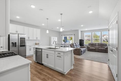 9648 4th Street N Lake Elmo MN 55042