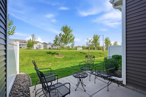 9648 4th Street N Lake Elmo MN 55042