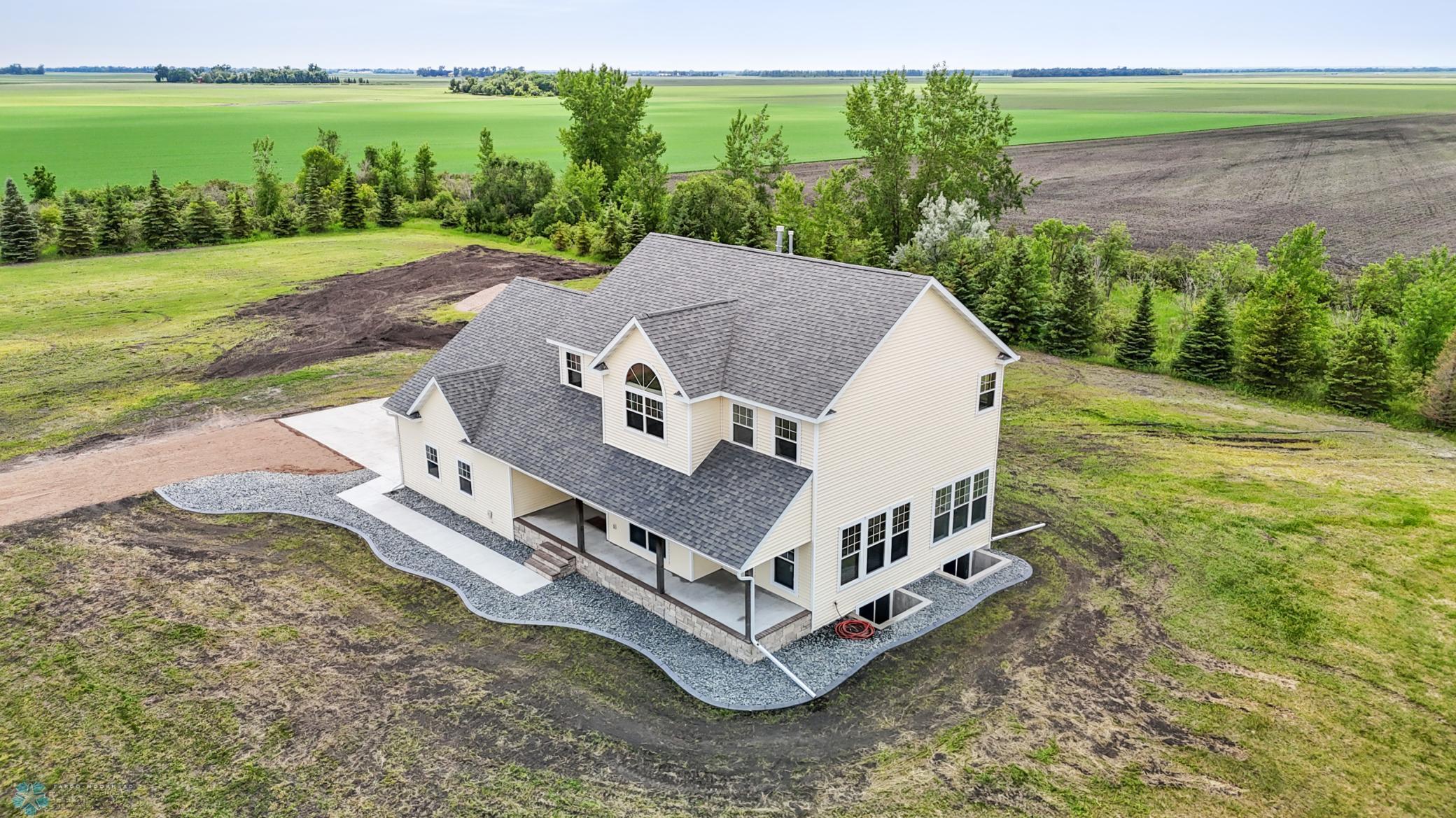 17384 55th Street SE Christine ND 58015