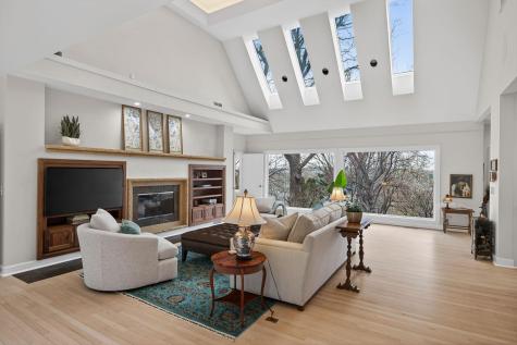 5010 Nob Hill Drive Edina MN 55439
