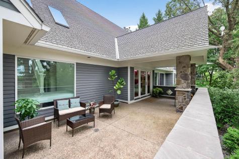 5010 Nob Hill Drive Edina MN 55439