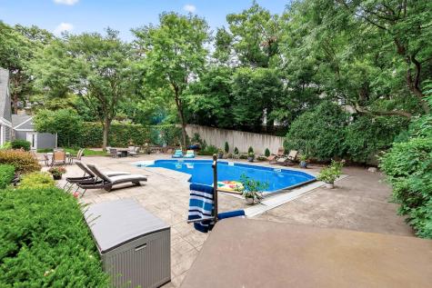 5010 Nob Hill Drive Edina MN 55439