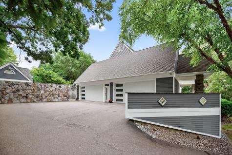 5010 Nob Hill Drive Edina MN 55439