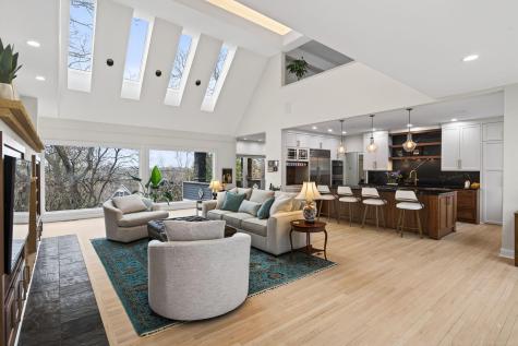 5010 Nob Hill Drive Edina MN 55439