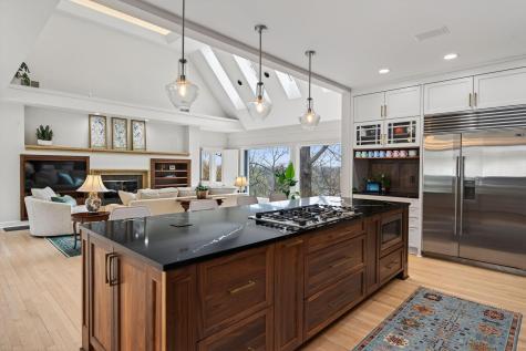5010 Nob Hill Drive Edina MN 55439