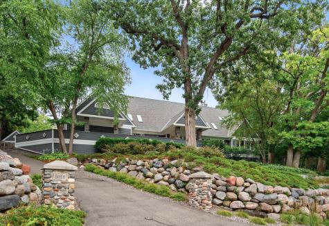 5010 Nob Hill Drive Edina MN 55439