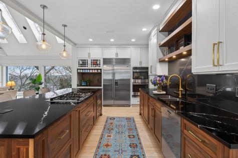 5010 Nob Hill Drive Edina MN 55439
