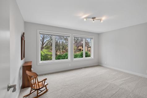 5010 Nob Hill Drive Edina MN 55439
