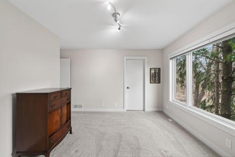 5010 Nob Hill Drive Edina MN 55439