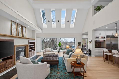5010 Nob Hill Drive Edina MN 55439