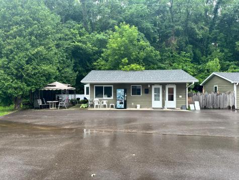 240 N State Road 35 Alma WI 54610