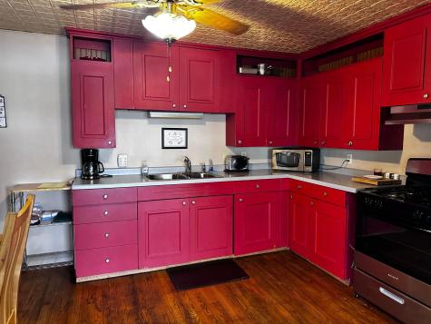 240 N State Road 35 Alma WI 54610