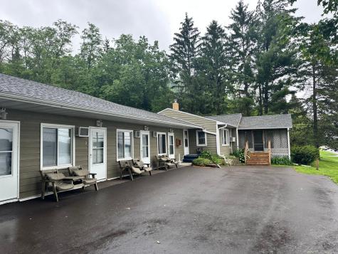 240 N State Road 35 Alma WI 54610