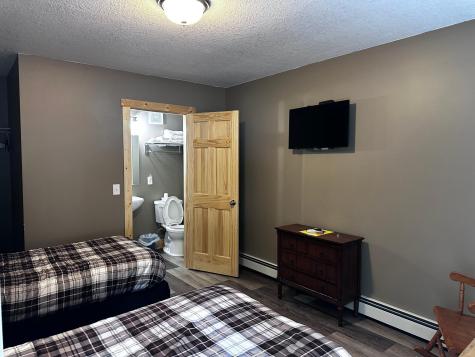 240 N State Road 35 Alma WI 54610