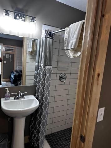 240 N State Road 35 Alma WI 54610