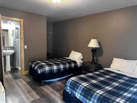 240 N State Road 35 Alma WI 54610