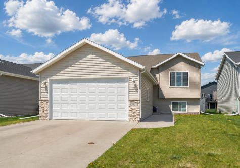 3831 32nd Street S Moorhead MN 56560