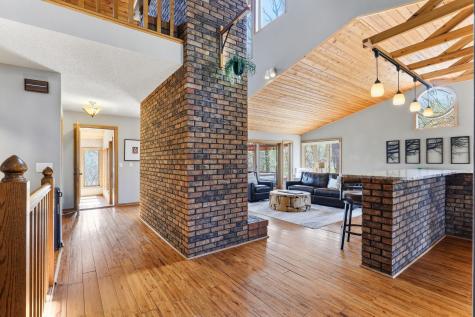1180 Kinglet Court Eagan MN 55123
