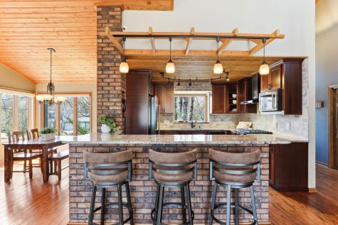 1180 Kinglet Court Eagan MN 55123