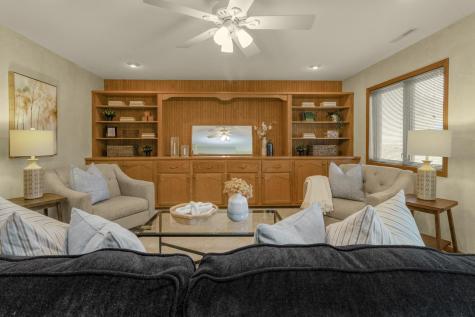 1081 Gilbert Court Stillwater MN 55082
