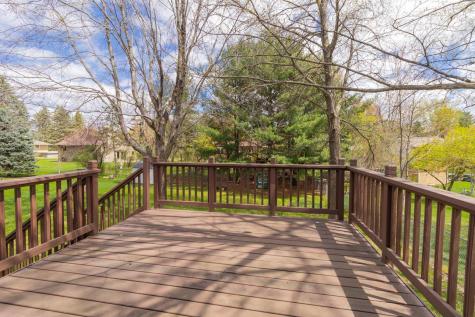 1081 Gilbert Court Stillwater MN 55082