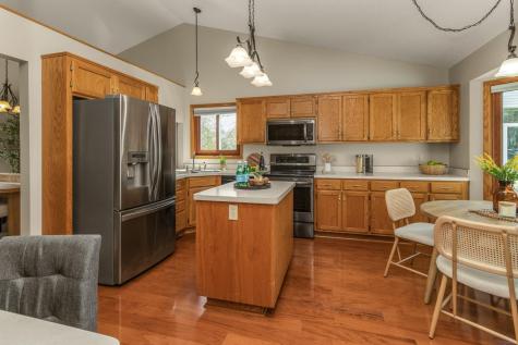 1081 Gilbert Court Stillwater MN 55082
