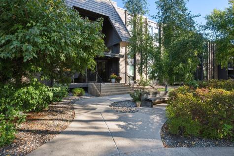 6085 Lincoln Drive Edina MN 55436