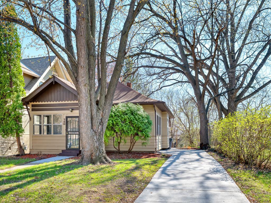 740 Como Avenue Saint Paul MN 55103