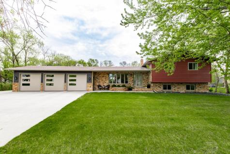 7708 Aquarius Drive Fargo ND 58104