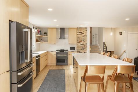 7708 Aquarius Drive Fargo ND 58104