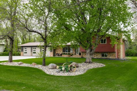 7708 Aquarius Drive Fargo ND 58104