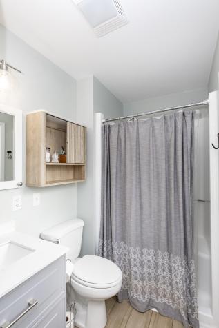7708 Aquarius Drive Fargo ND 58104
