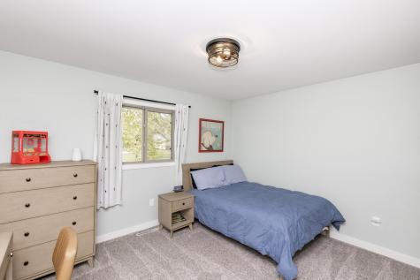 7708 Aquarius Drive Fargo ND 58104