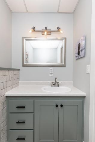 7708 Aquarius Drive Fargo ND 58104