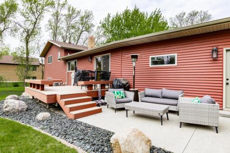 7708 Aquarius Drive Fargo ND 58104