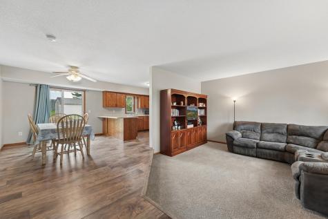 6096 Kalland Circle NE Albertville MN 55301