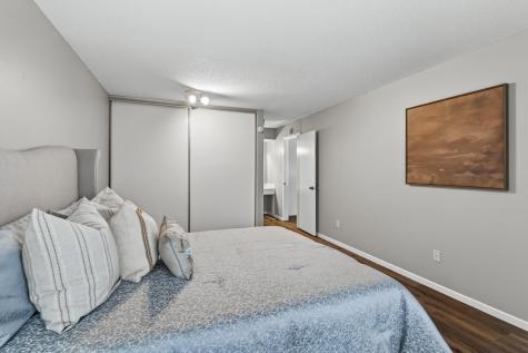 4612 Cedar Lake Road S Saint Louis Park MN 55416