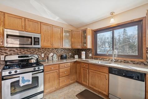 16826 Excelsior Boulevard Minnetonka MN 55345