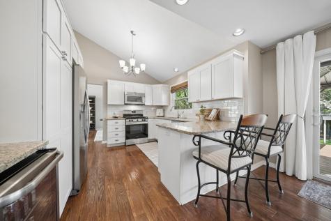 313 Chancery Lane Mankato MN 56001