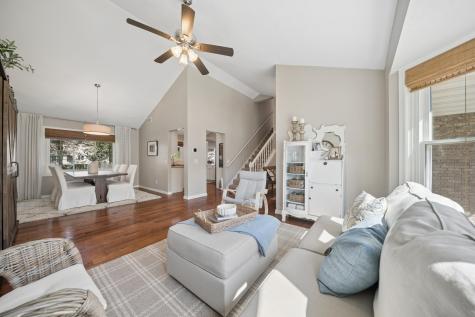 313 Chancery Lane Mankato MN 56001