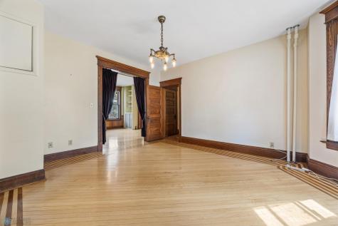 1121 4th Avenue S Fargo ND 58103