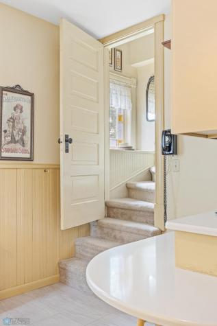 1121 4th Avenue S Fargo ND 58103